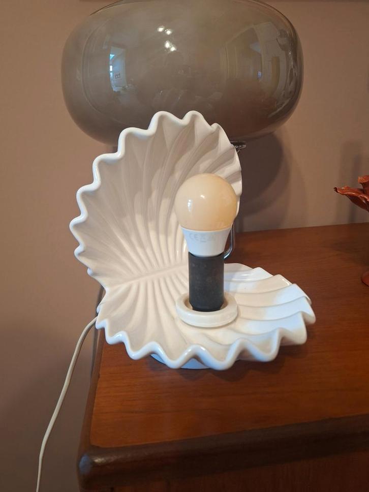 Vintage Keramieken Schelp Lamp kinderkamer bureaulamp, Huis en Inrichting, Lampen | Vloerlampen, Gebruikt, Minder dan 100 cm, Overige materialen