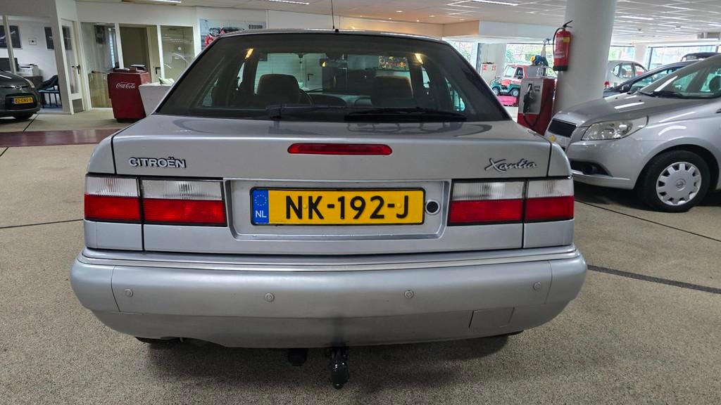 Citroen Xantia 1.8i-16V Millésime airco Cruise controle, Auto's, Gebruikt, 4 cilinders, 1239 kg, 665 kg