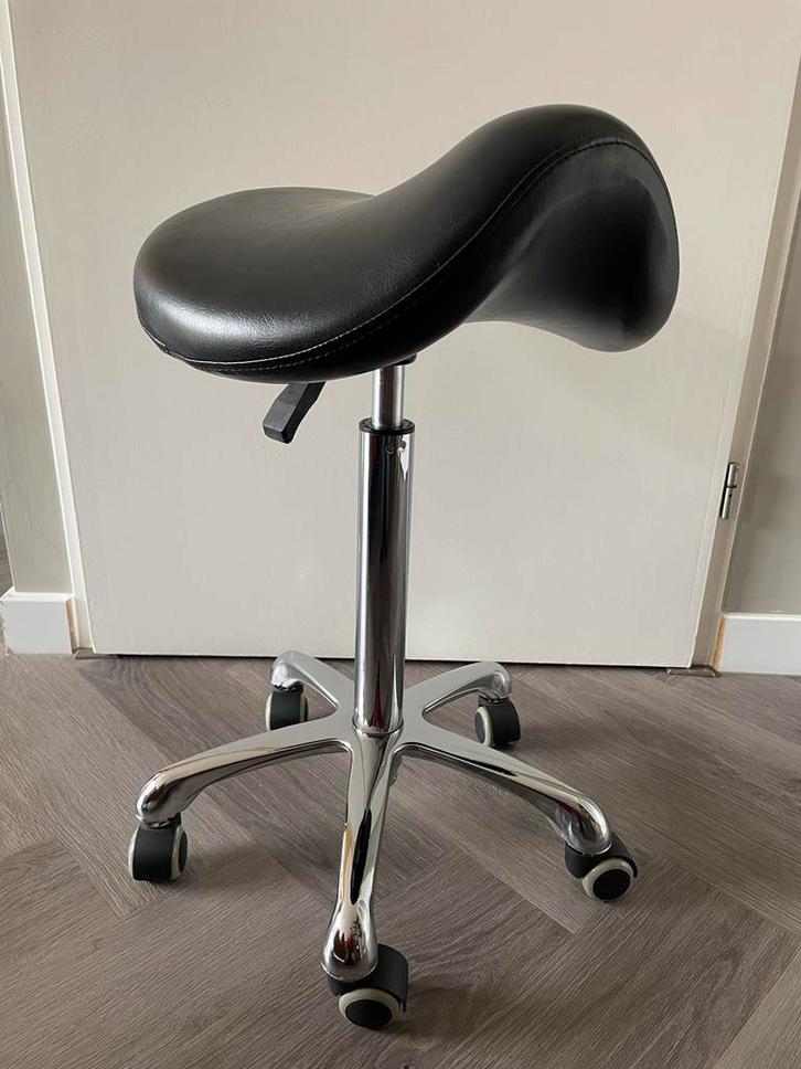 Kapperskruk, Huis en Inrichting, Stoelen, Zo goed als nieuw, Eén, Zwart, Ophalen