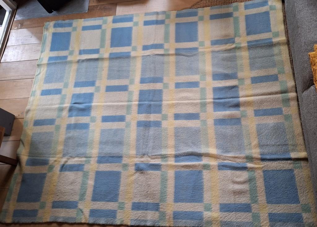 AaBe wollen deken 175 x 210, Huis en Inrichting, Ophalen of Verzenden, Gebruikt