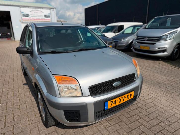 Ford Fusion 1.4-16V Trend|Automaat|Apk 29-05-2027, Auto's, Ford, Bedrijf, Te koop, Fusion, ABS, Airbags, Centrale vergrendeling