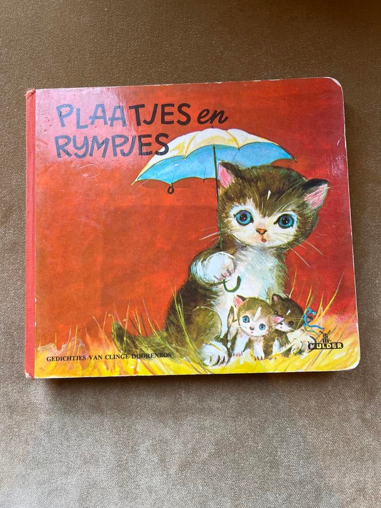 Plaatjes en Rijmpjes - Vintage Kinderboek met Katjes, Ophalen of Verzenden, Gelezen, 3 tot 4 jaar