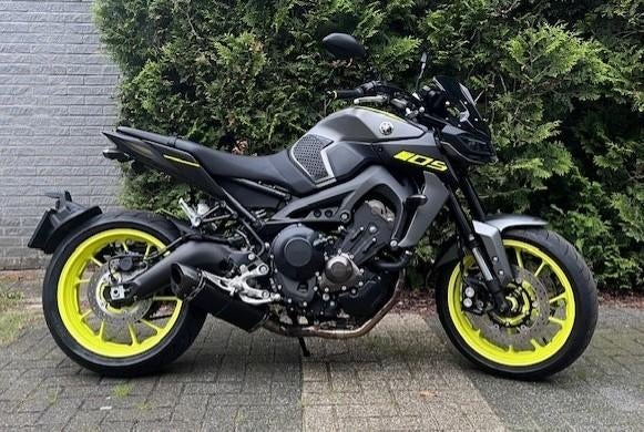 Yamaha MT-09 Night Fluo – NL motor – Perfect onderhouden, Motoren, Motorrijbewijs A, 3 cilinders, Meer dan 35 kW, 847 cc