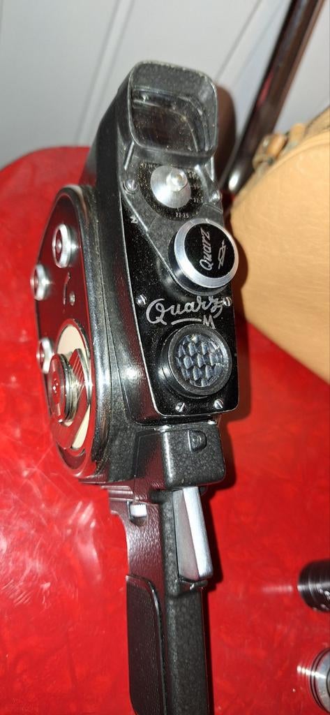 Oude filmcamera quartz, Verzamelen, Fotografica en Filmapparatuur, Ophalen of Verzenden, Voor 1940, Fototoestel
