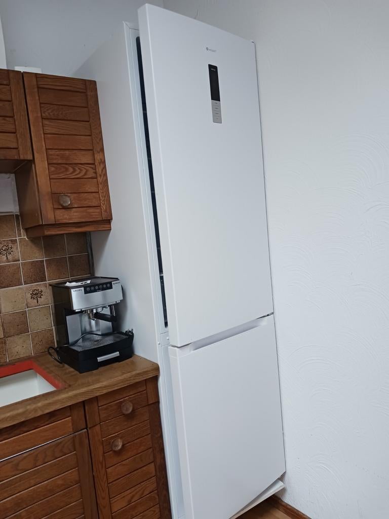 Veripart koel-vriescombinatie, wit, werkt goed, 200 liter of meer, Ophalen, Met aparte vriezer, 160 cm of meer