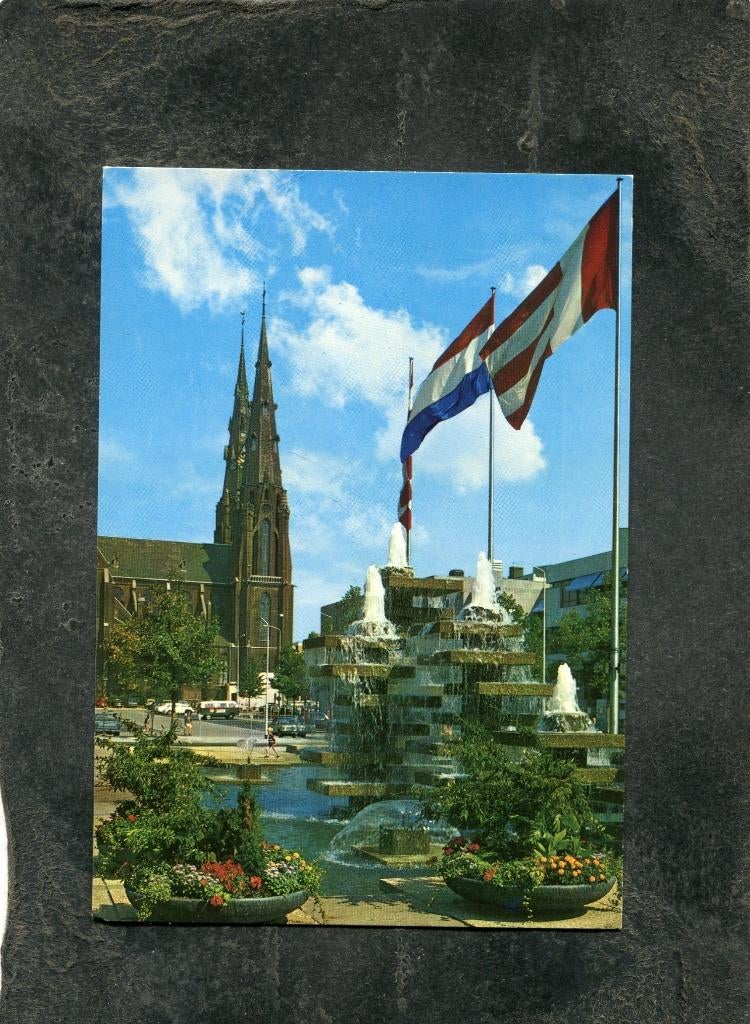 Ansicht Eindhoven - Fontein Stadhuisplein en St. Catharinake, Verzenden, 1980 tot heden, Ongelopen, Noord-Brabant