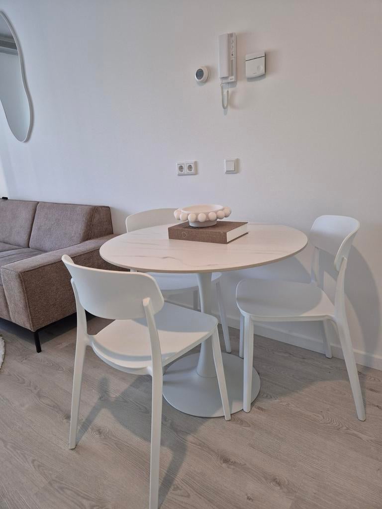 Eettafel met 3 stoelen, Huis en Inrichting, Tafels | Eettafels, Ophalen of Verzenden