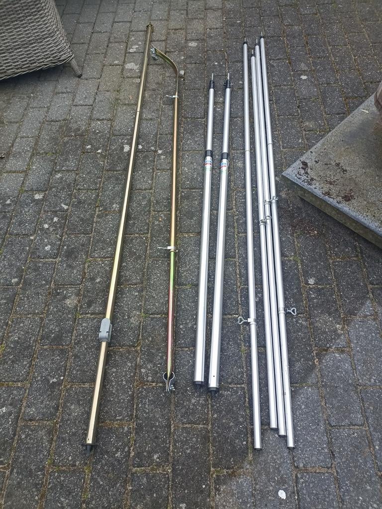 Luifel stokken, Ophalen