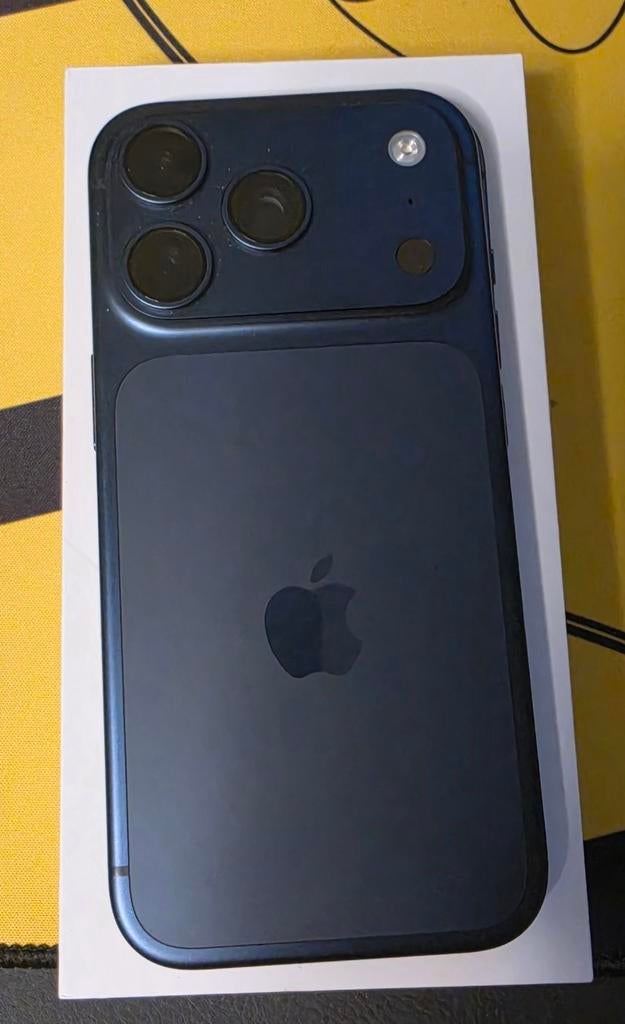 iPhone 17 Pro 512GB Deep Blue met AirPods Pro (3e gen), Telecommunicatie, Mobiele telefoons | Apple iPhone, Ophalen, 512 GB, Nieuw