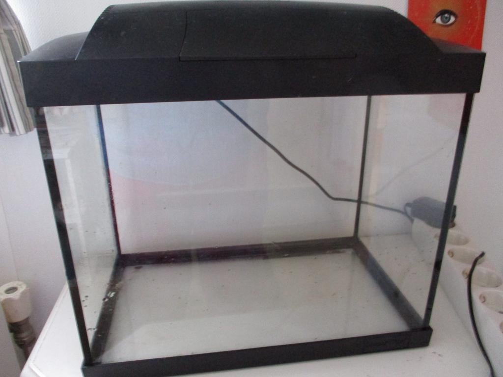 Aqarium bak 20 liter., Ophalen, Zo goed als nieuw, Superfish, Inclusief deksel