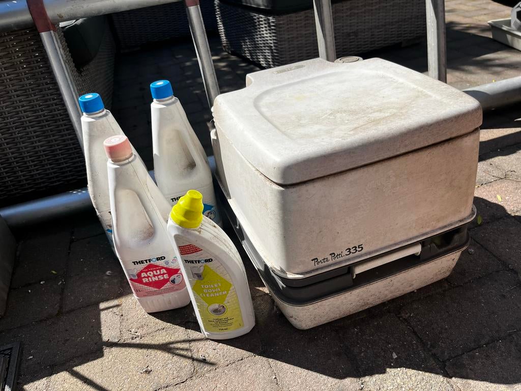 Thetford Porta Potti 335 met toebehoren, Caravans en Kamperen, Ophalen, Gebruikt