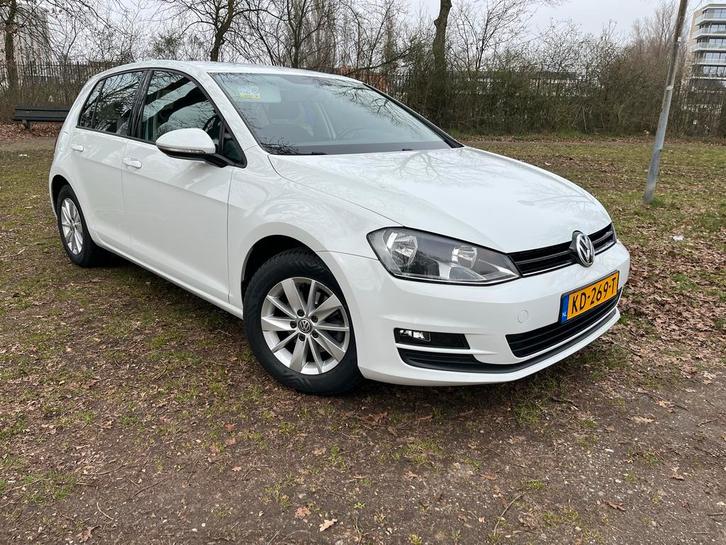 Volkswagen Golf 7 1.2TSI 2016, Auto's, Volkswagen, Particulier, Golf, ABS, Airbags, Airconditioning, Bluetooth, Centrale vergrendeling
