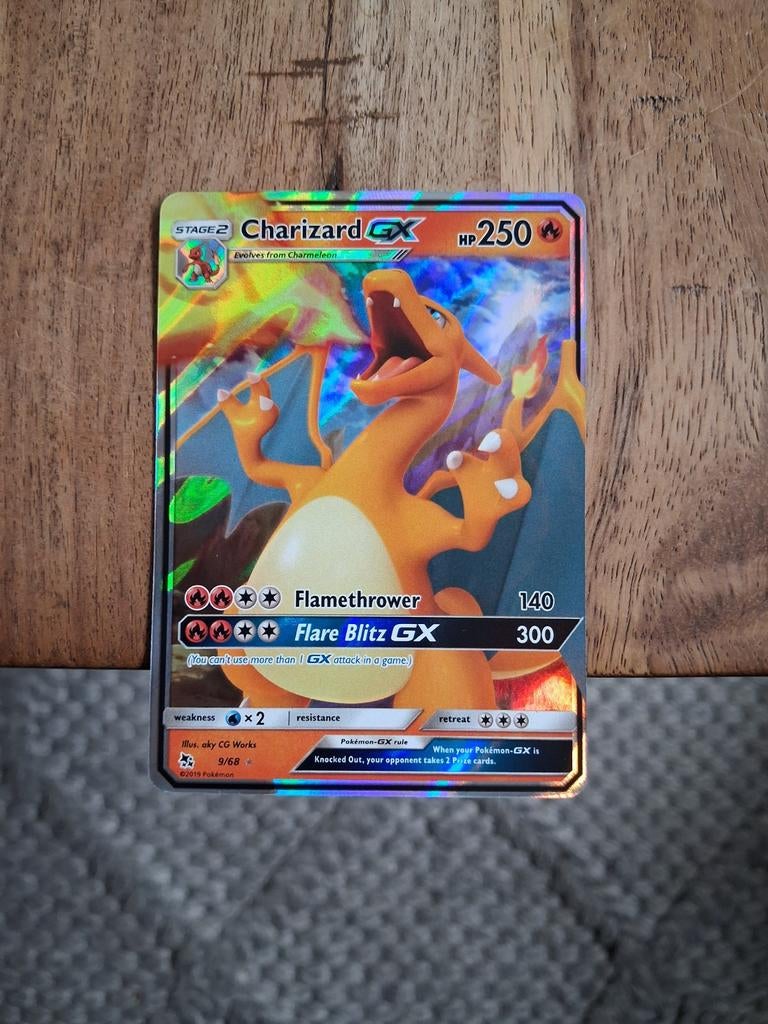 Charizard GX 9/68 hidden fates, Ophalen of Verzenden, Zo goed als nieuw