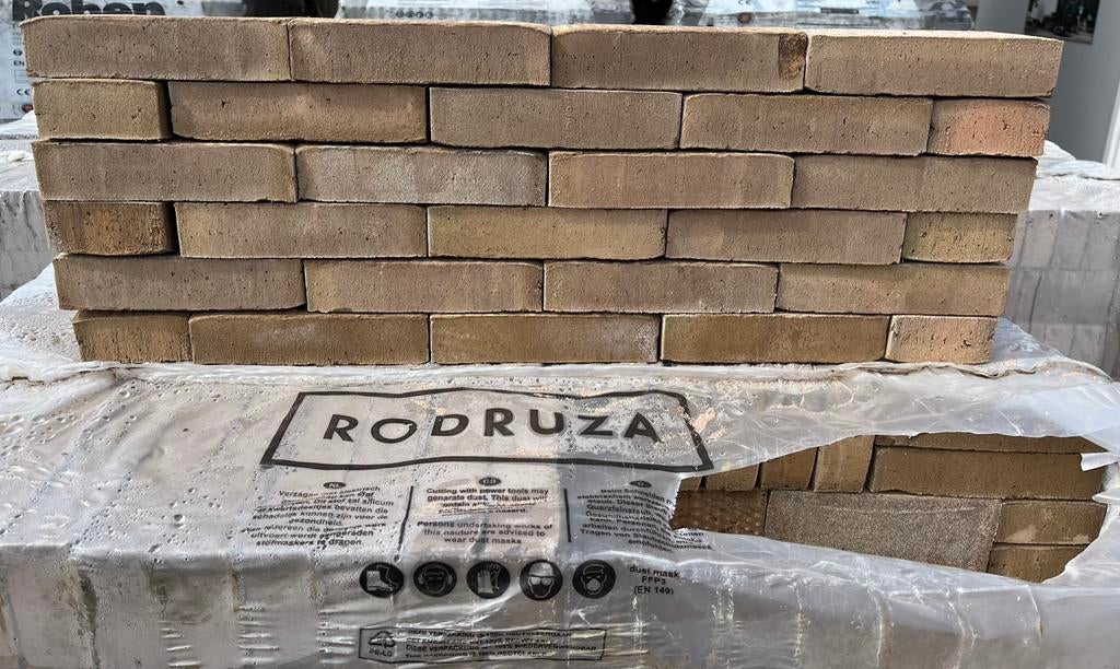 4120 gevelstenen wf rodruza, Ophalen of Verzenden, Zo goed als nieuw, Bakstenen