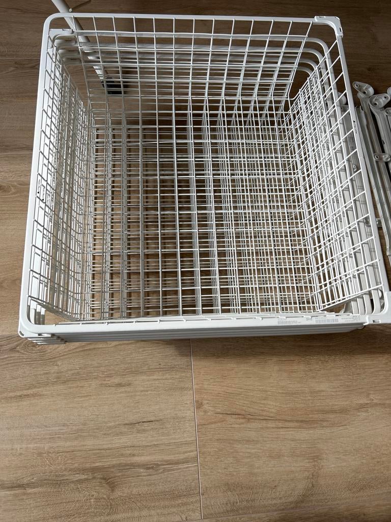 Hjalpa draadmand wit met uittrekrail 60x55. 5 stuks, Ophalen, Zo goed als nieuw