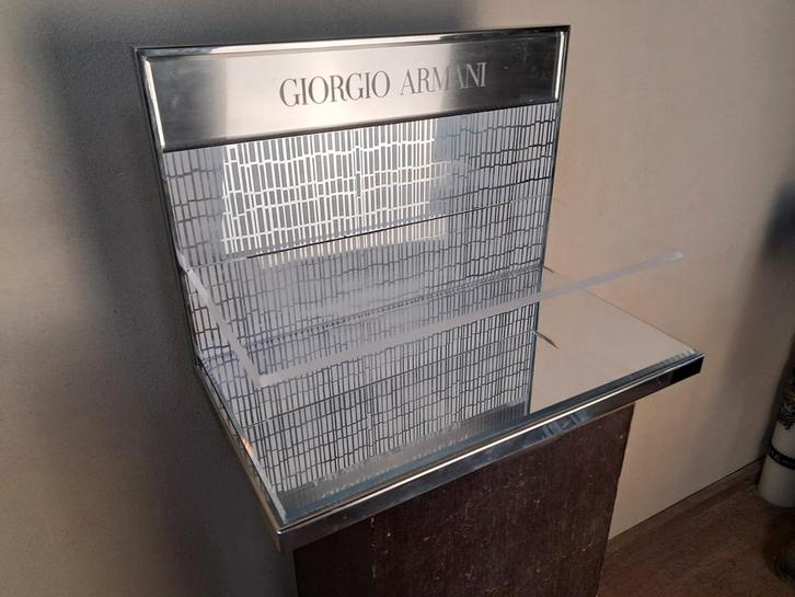 GIORGIO ARMANI vintage display chroom perspex, Huis en Inrichting, Woonaccessoires | Overige, Gebruikt, Ophalen of Verzenden