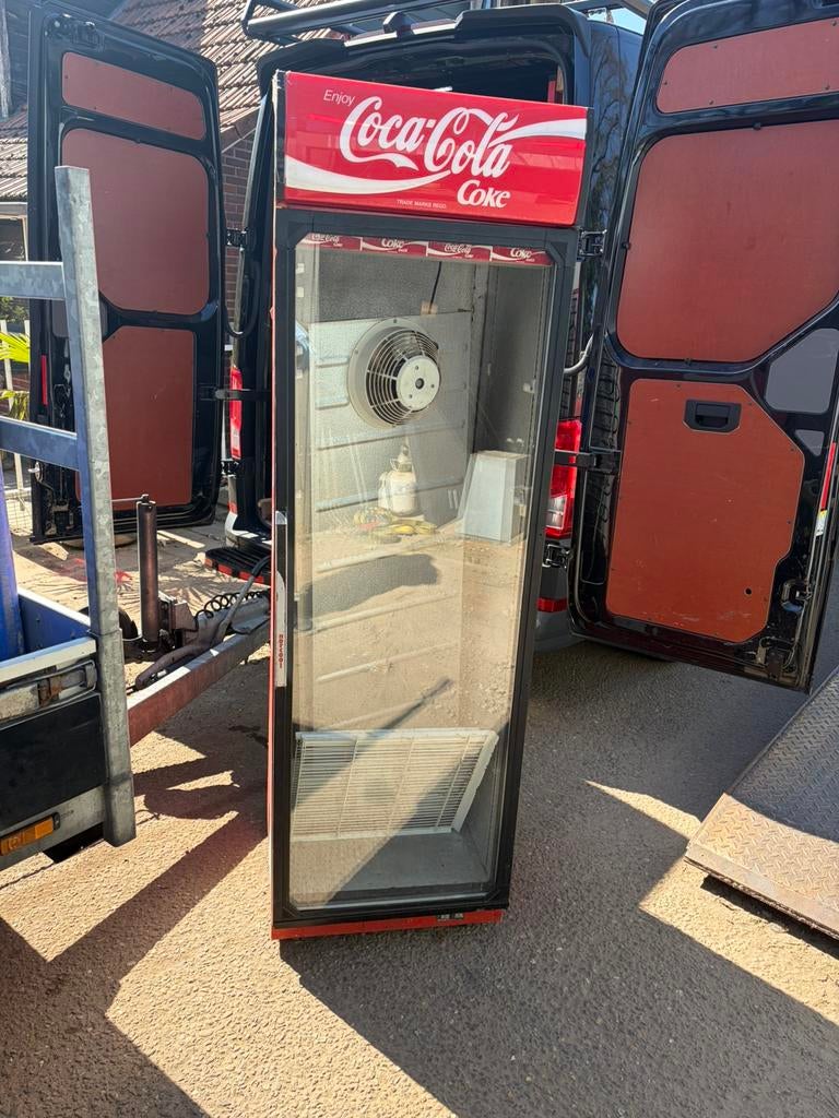 Coca Cola koelkast, Ophalen, Zonder vriesvak, 200 liter of meer, 160 cm of meer