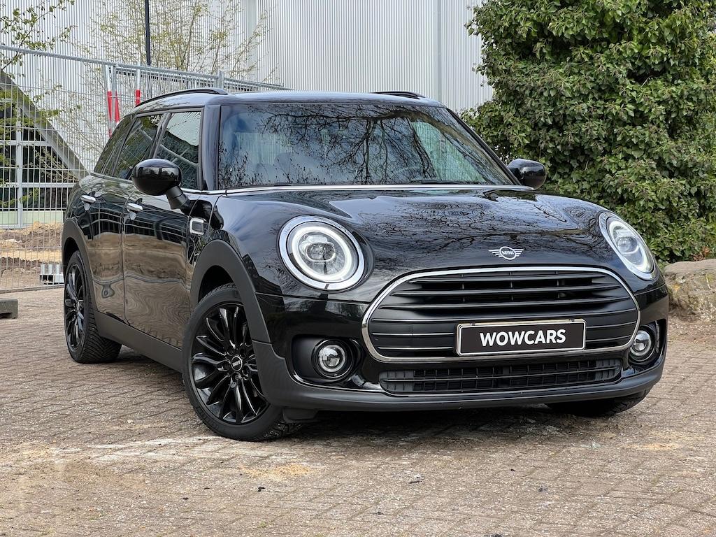 MINI Clubman 1.5 Automaat CarPlay Dab Pdc Led Dakrail 17inch, Stof, 715 kg, Zwart, 1100 kg