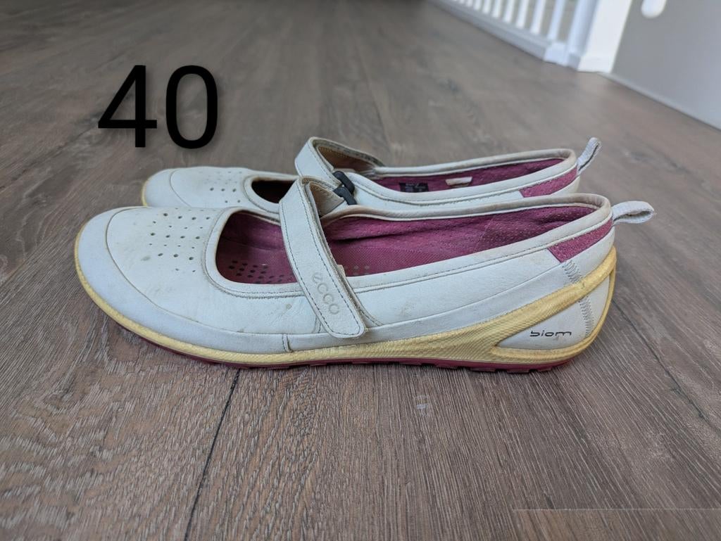 Ecco open schoenen maat 40, Ecco, Wit, Ophalen of Verzenden, Sneakers of Gympen