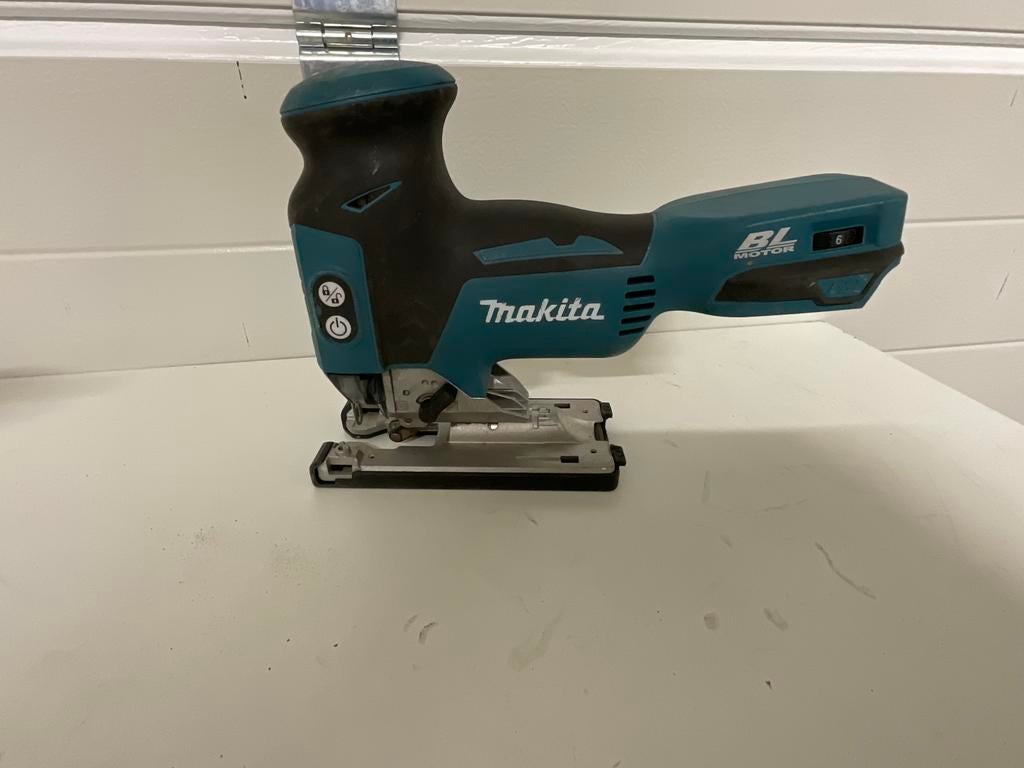 Makita djv181 decoupeerzaag 18v, Doe-het-zelf en Verbouw, Gereedschap | Zaagmachines, Decoupeerzaag, Ophalen of Verzenden, Zo goed als nieuw