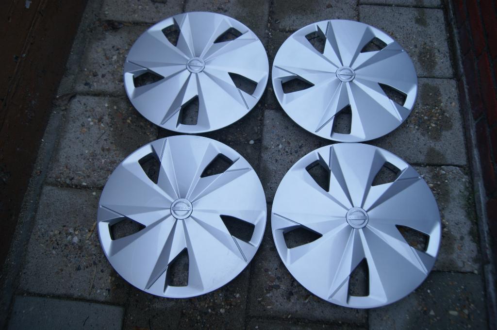 Set van 4 originele wieldoppen Nissan Townstar 16 inch Nieuw, Ophalen of Verzenden, Nieuw