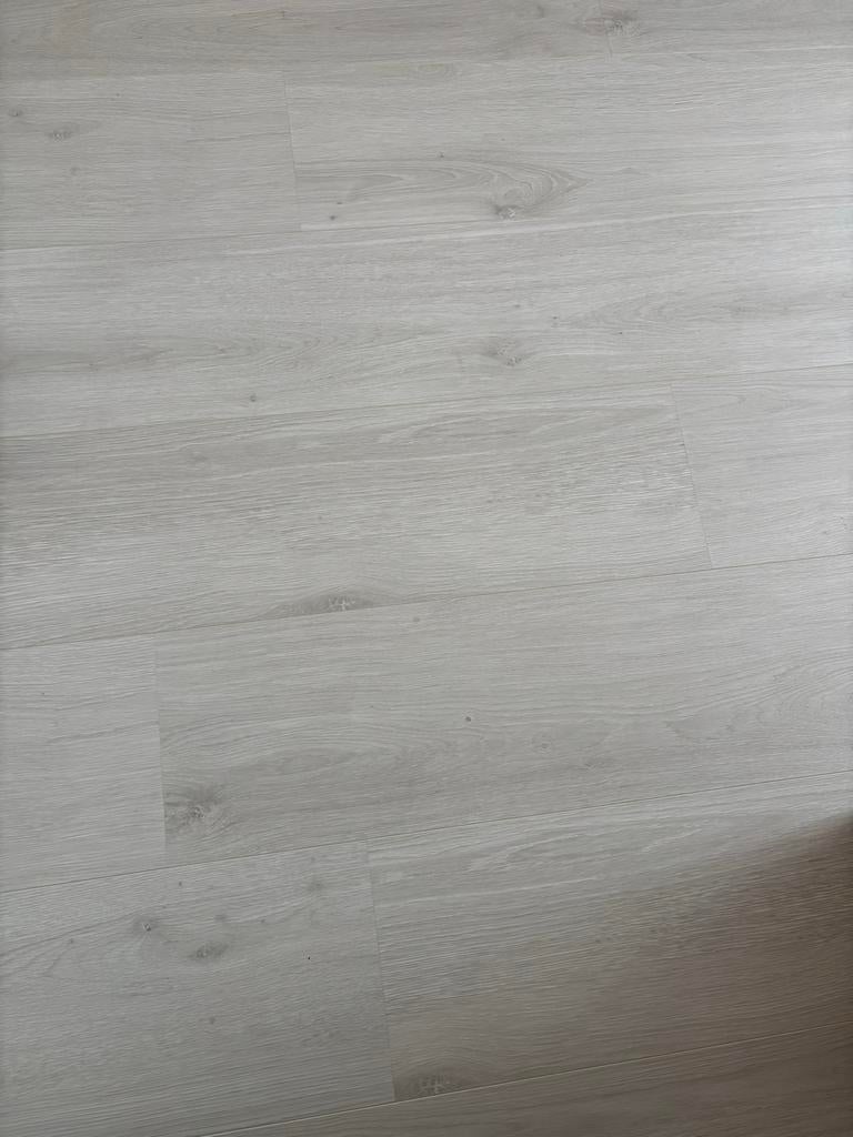 Hoomline Balmoral Laminaat - ca. 20m², Ophalen, Gebruikt, Grijs, 10 tot 25 m²