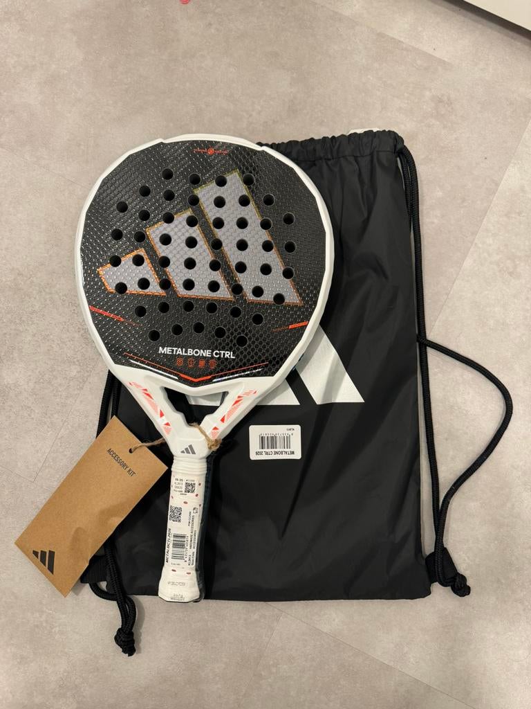Adidas metalbone ctrl 3.5 2026, Sport en Fitness, Padel, Ophalen of Verzenden, Nieuw, Padelracket