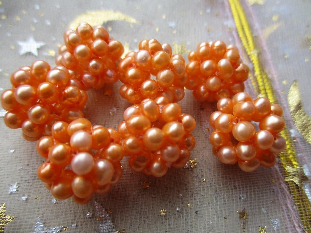PandaHall 40 stuks spuitgeschilderde legering madeliefje & bloem hangers 2 stijlen 5 kleuren bloemen bungelende bedels kralen voor oorbel armband sieraden maken