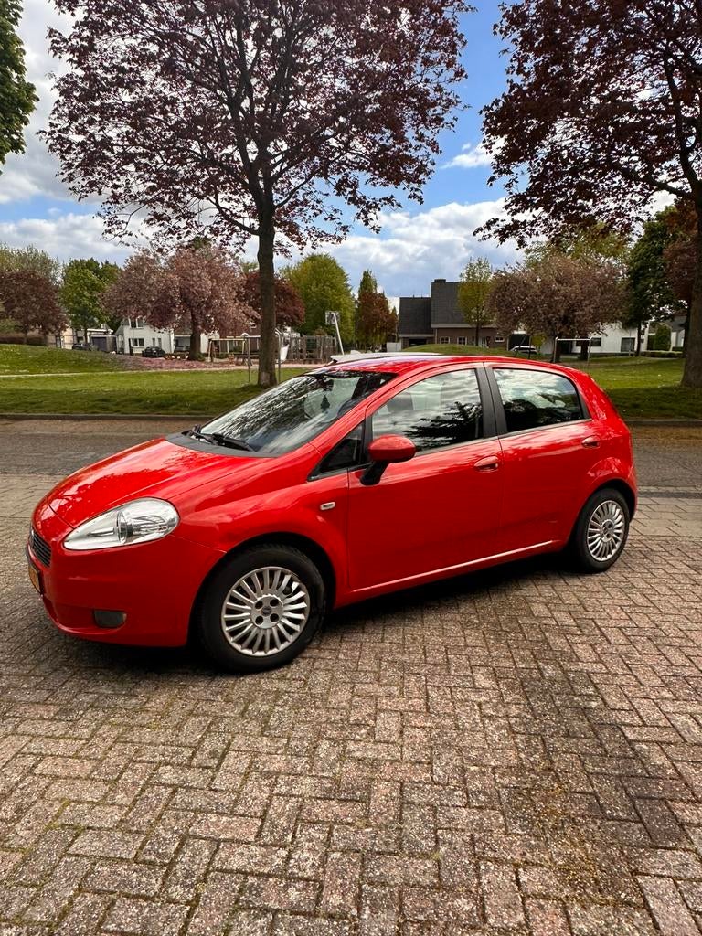Fiat Grande Punto 1.2 5DR Business Edition, Auto's, 1005 kg, 40 €/maand, 1242 cc, 4 cilinders