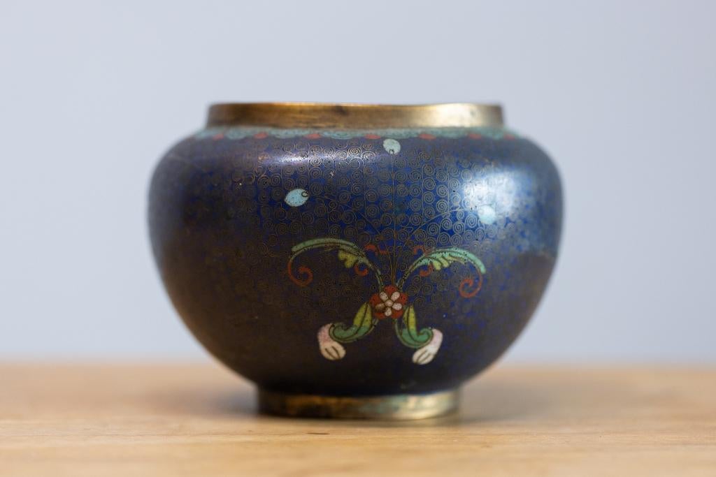 Email emaille cloissone oud japans blauw potje met goud, Antiek en Kunst, Ophalen of Verzenden