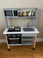 Houten Miele speelkeukentje, Ophalen, Zo goed als nieuw