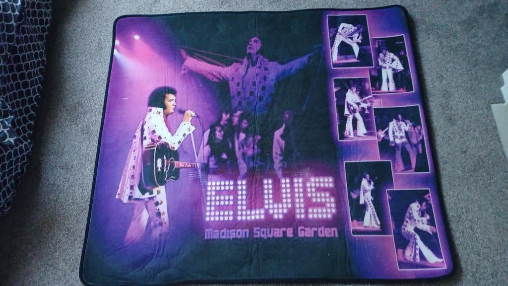Elvis Presley vloerkleed, Ophalen, Zo goed als nieuw, Rechthoekig, 200 cm of meer