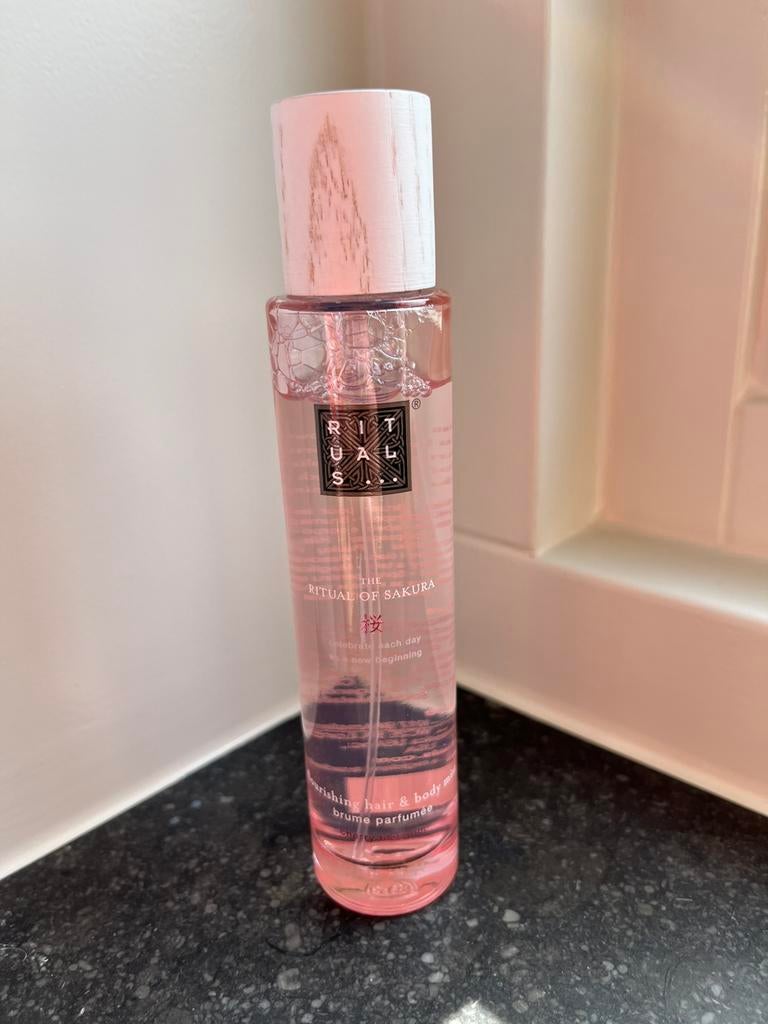 Rituals hair and body mist, Ophalen of Verzenden, Zo goed als nieuw, Handen en Nagels, Make-up