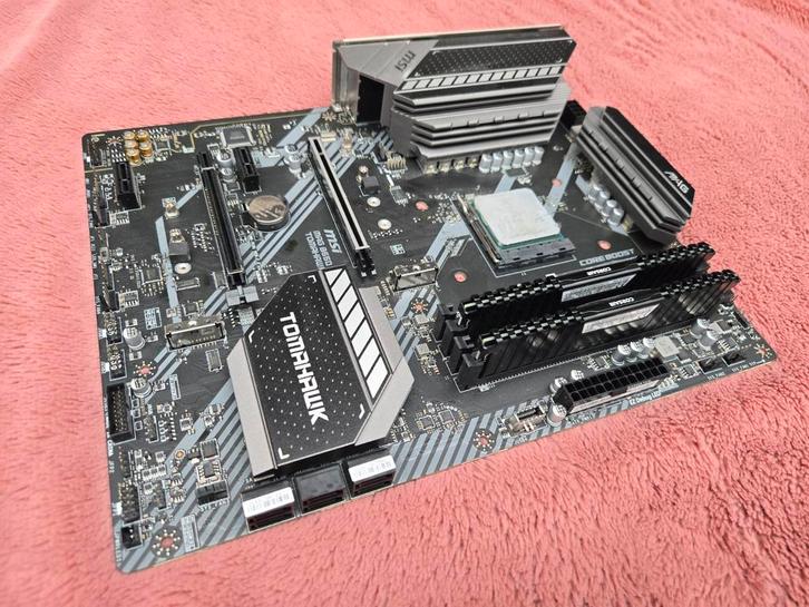 GamePC Upgrade –Asrock RX 6900 XT + Ryzen 7 5800X +16GB DDR4, Computers en Software, Moederborden, Gebruikt, AMD, DDR4, Ophalen of Verzenden