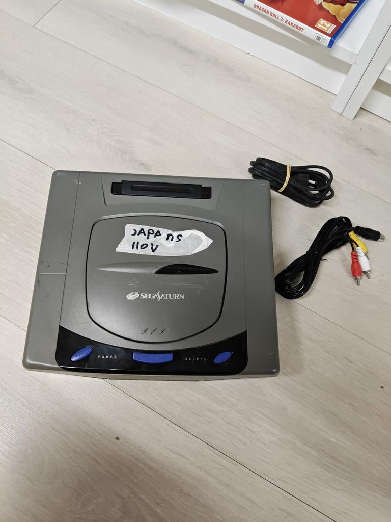 Sega Saturn (Japans, 110V) - Console met kabels, Spelcomputers en Games, Spelcomputers | Sega, Shinagawa-ku, Tokyo, Japan, Gebruikt