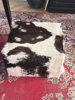 Zwart-wit koeienhuid poef, Minder dan 50 cm, Vierkant, Leer, Ophalen of Verzenden