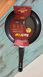 Nieuwe koekenpan Kochstar, Huis en Inrichting, Keuken | Potten en Pannen, Nieuw, Ophalen of Verzenden, Rvs, Keramische plaat