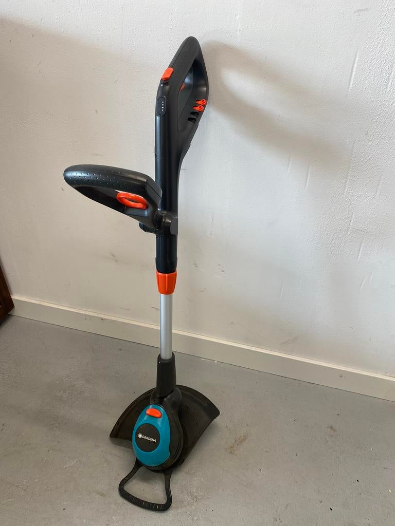 Gardena easycut gras trimmer kantenmaaier, Tuin en Terras, Grastrimmers, Duitsland, Accu, Info@gardena.de, Ophalen of Verzenden