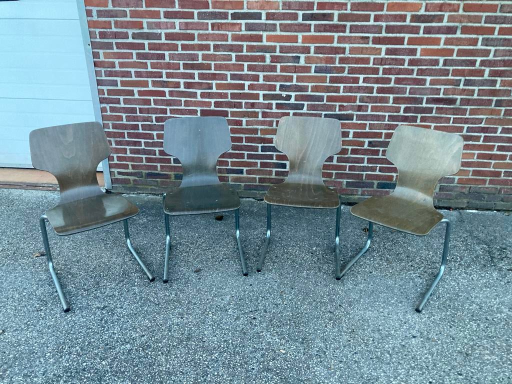 Vintage stapelbare schoolstoelen chroom jaren '60 (27 st.), Huis en Inrichting, Gebruikt, Overige kleuren, Ophalen of Verzenden