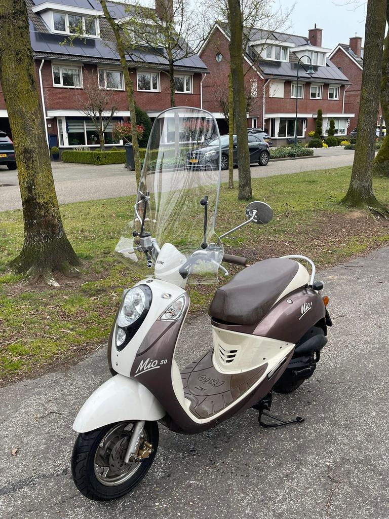 Sym Mio Scooter / Eerste eigenaar, Fietsen en Brommers, Scooters | SYM, Ophalen, Gebruikt, Benzine, Mio