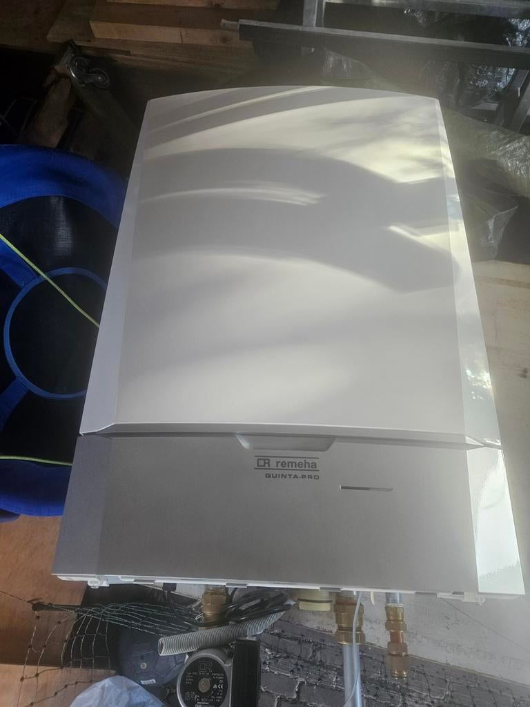 Remeha Quinta PRO 45 CV-ketel, bouwjaar 2017, Doe-het-zelf en Verbouw, Verwarming en Radiatoren, Ophalen, 30 tot 80 cm, Gebruikt