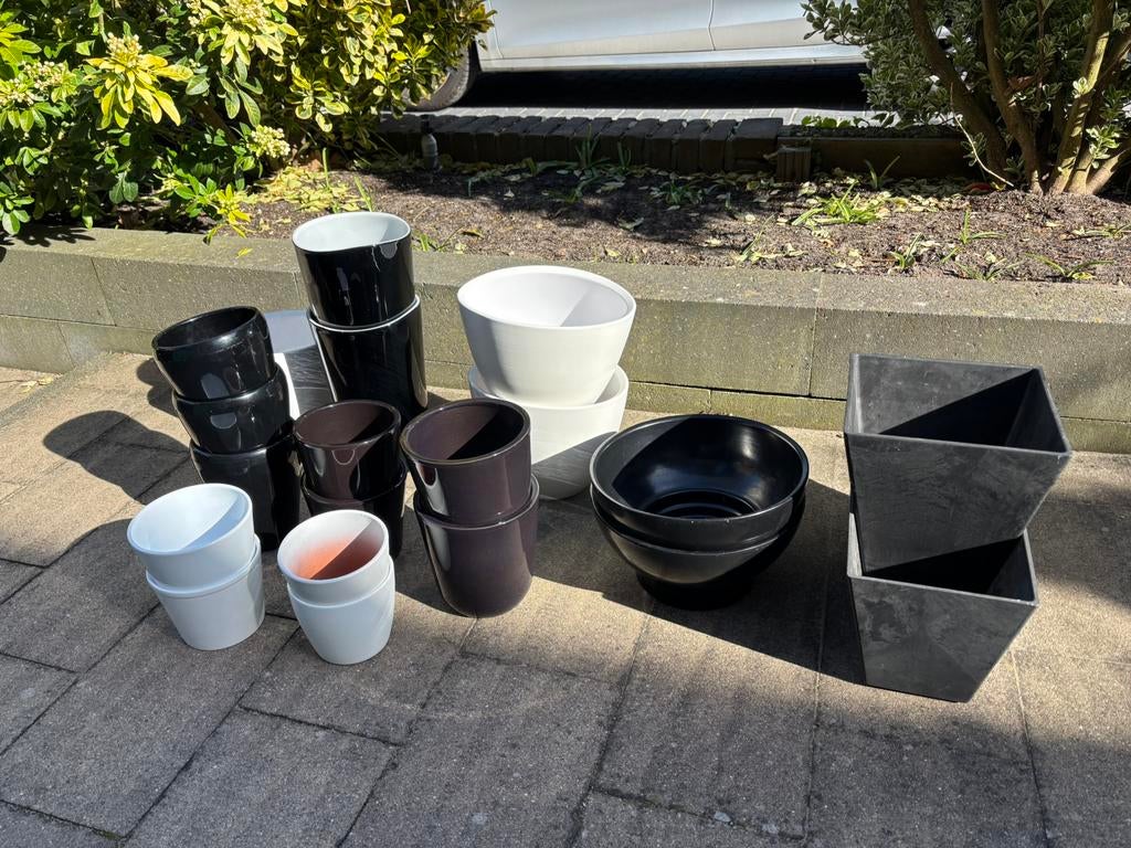 Bloempotten en vazen, Tuin en Terras, Bloempotten, Ophalen, Rond, Zo goed als nieuw, Aardewerk