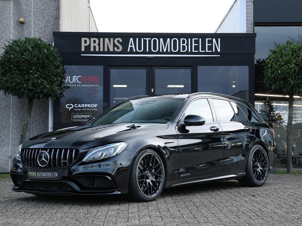 Mercedes-Benz C-klasse Estate AMG 63 Carbon|Headup|Pano|Adap, Automaat, Achterwielaandrijving, Zwart, C-Klasse