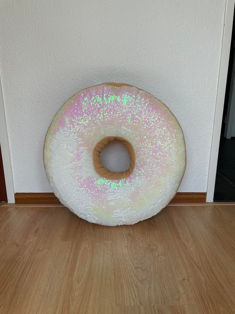 Sierkussen donut, Huis en Inrichting, Woonaccessoires | Kussens, Ophalen of Verzenden, Zo goed als nieuw, Rond