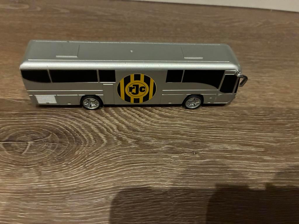 rJc Roda JC voetbal spelersbus, Overige merken, 1:50 of kleiner, Overige typen, Ophalen of Verzenden