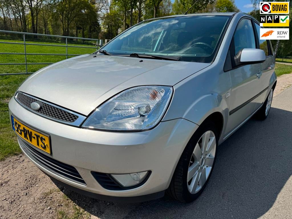 Ford Fiesta 1.4-16V Futura keurig onderhouden met airco, 4 cilinders, Origineel Nederlands, Bedrijf, Handgeschakeld