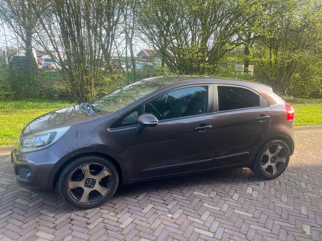 Kia Rio 1.1 Crdi Super Pack 5DRS 2012 Bruin, Auto's, Kia, Particulier, Rio, Diesel, Euro 5, B, Hatchback, Handgeschakeld, Origineel Nederlands