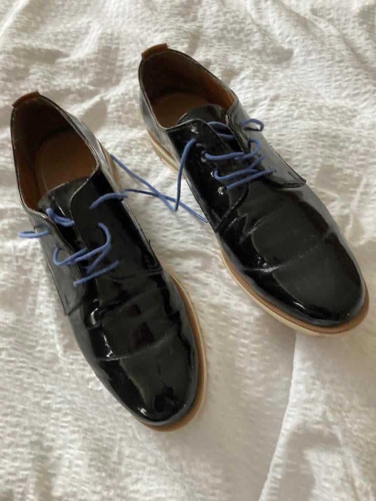Zwarte  lakschoen maat 41, Ophalen of Verzenden, Gedragen, Zwart, Schoenen met lage hakken
