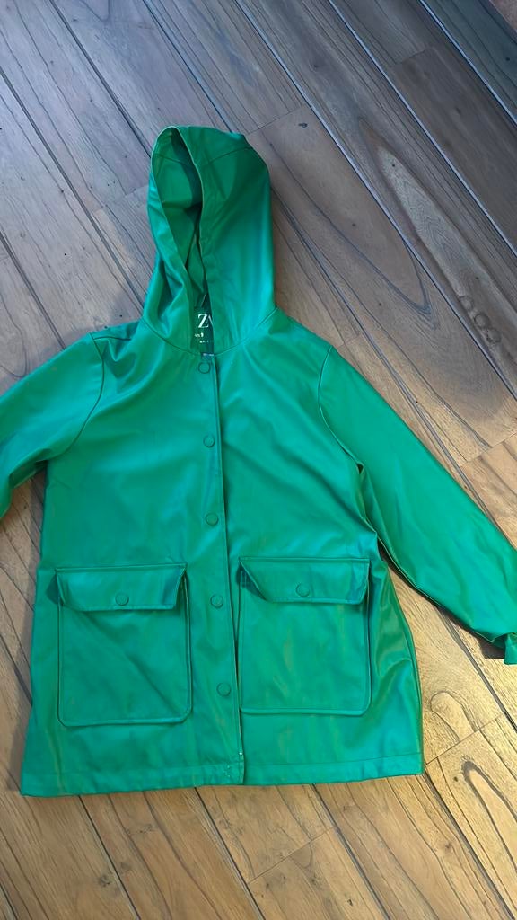 Zara regenjas 134 groen jas voorjaar, Ophalen of Verzenden, Zo goed als nieuw, Meisje, Jas