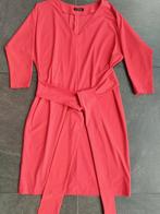 La Dress by Simone travelstof jurk NIEUW, Maat 38/40 (M), Verzenden, Nieuw, Knielengte